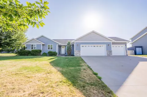 217 Monte Carlo Dr, Eau Claire, WI 54703