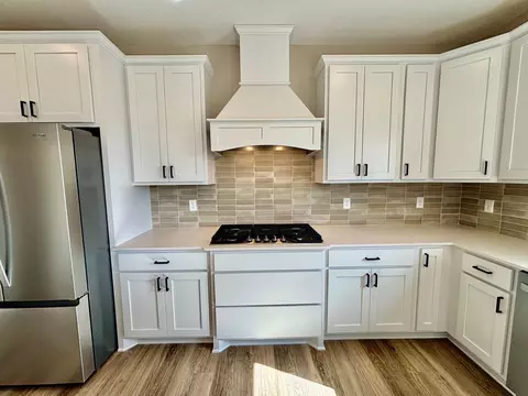 Kitchen - 941 Kepler Ave NE, Hanover, MN 55341 photo 4 of 7