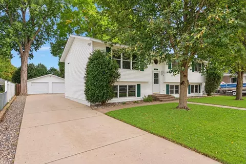 1601 Walnut St, Hastings, MN 55033