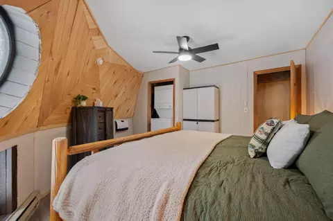 Bedroom - 24871 E Long Lake Rd, Bigfork, MN 56628 photo 3 of 6