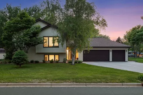 13000 Penn Ave S, Burnsville, MN 55337
