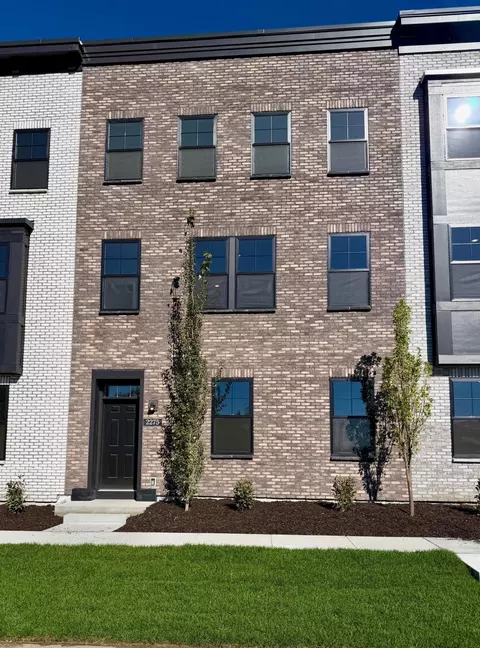 2275 Beechwood Ave, Saint Paul, MN 55116