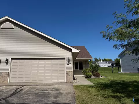 437 Meadow Ln, Young America, MN 55397