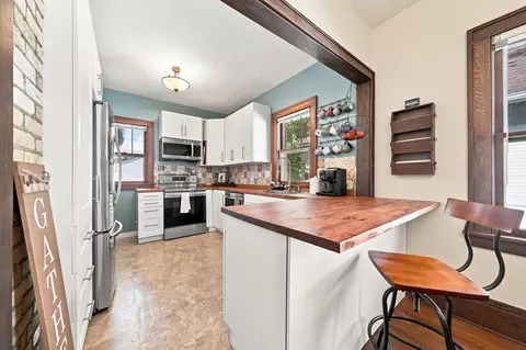 1291 Sherburne Ave, Saint Paul, MN 55104