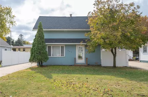 306 1st St E, Stewartville, MN 55976