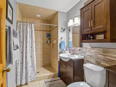 Bath - 46360 Grand View Dr, Perham, MN 56573 photo 2 of 2