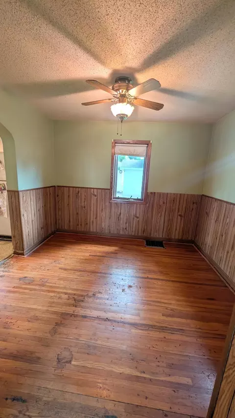 Dining - 901 8th Ave SW, Austin, MN 55912 photo 1 of 1