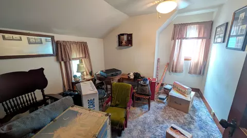 Bedroom - 901 8th Ave SW, Austin, MN 55912 photo 2 of 2