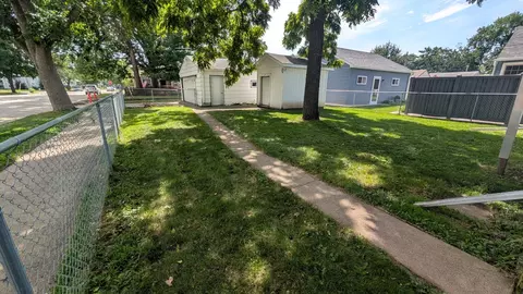 Exterior - 901 8th Ave SW, Austin, MN 55912 photo 6 of 6