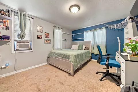 Bedroom - 204 Acker St E, Saint Paul, MN 55117 photo 2 of 5