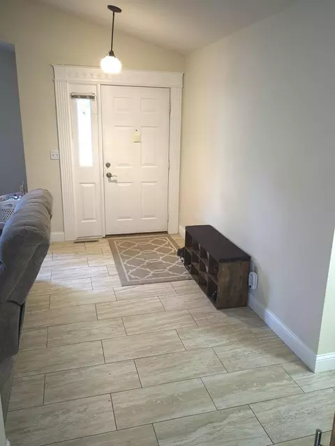 Entry Way - 906 21st St SE, Saint Cloud, MN 56304 photo 1 of 1