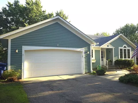 Exterior - 906 21st St SE, Saint Cloud, MN 56304 photo 4 of 9