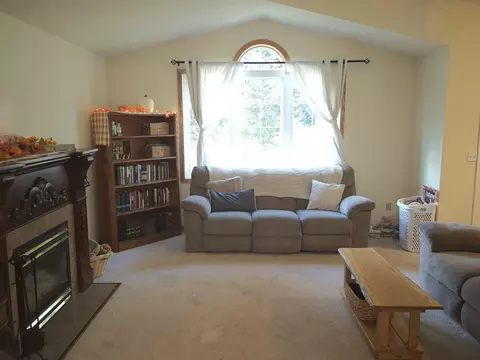 Living - 906 21st St SE, Saint Cloud, MN 56304 photo 1 of 1