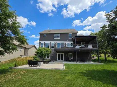 Exterior - 1305 Interlachen Dr, Eagan, MN 55123 photo 8 of 12