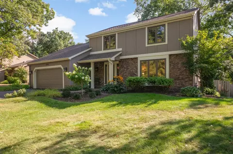 14985 Ironwood Ct, Eden Prairie, MN 55346
