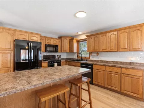 Kitchen - 20839 State Highway 371, Brainerd, MN 56401 photo 1 of 2