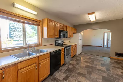 Kitchen - 457 2nd St SW, Perham, MN 56573 photo 2 of 3