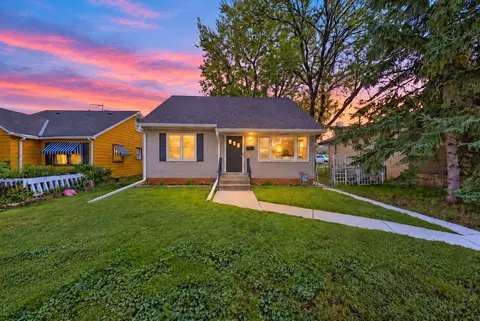 1446 Dale St N, Saint Paul, MN 55117