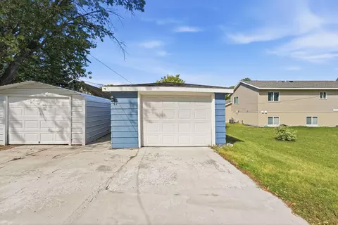 Exterior - 320 26th Ave N, Saint Cloud, MN 56303 photo 4 of 5