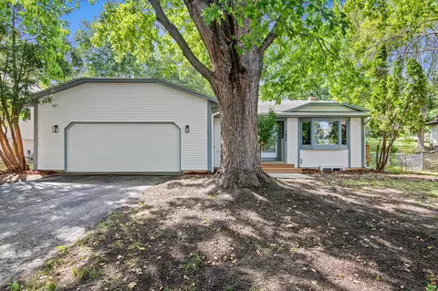 7855 Polaris Ln N, Maple Grove, MN 55311