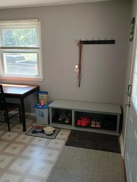 Entry Way - 411 15th St SE, Willmar, MN 56201 photo 2 of 3