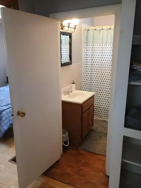 Bath - 411 15th St SE, Willmar, MN 56201 photo 2 of 2