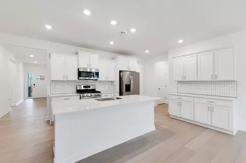 Kitchen - 20156 68th Ave, Corcoran, MN 55340 photo 1 of 3