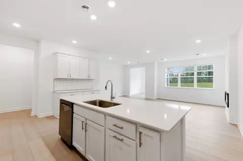 Kitchen - 20156 68th Ave, Corcoran, MN 55340 photo 3 of 3