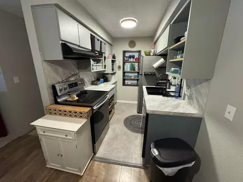 Kitchen - 1340 9th Ave S #202, Saint Cloud, MN 56301 photo 1 of 3