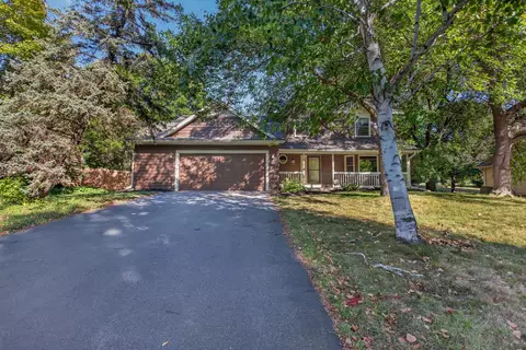 4720 Orchid Ln N, Plymouth, MN 55446