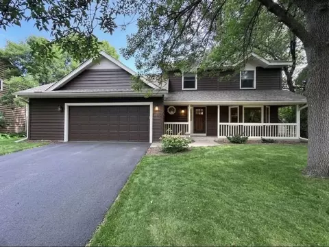 4720 Orchid Ln N, Plymouth, MN 55446