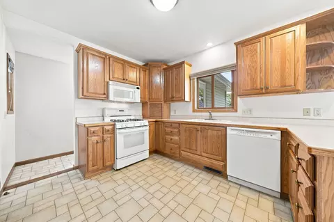 Kitchen - 719 5th Ave NW, Faribault, MN 55021 photo 1 of 3