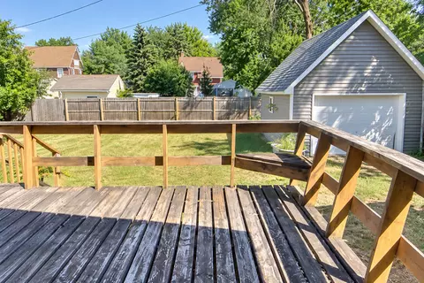 Exterior - 719 5th Ave NW, Faribault, MN 55021 photo 5 of 6