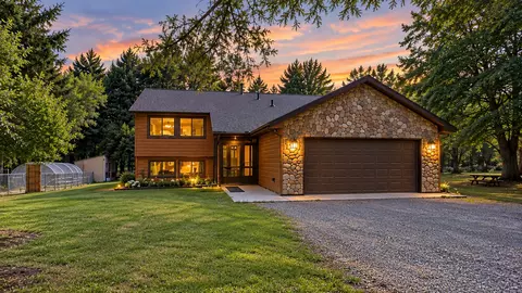 157 206th St, Star Prairie, WI 54026