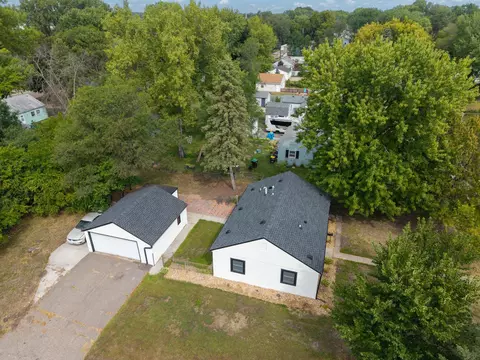 3401 Quail Ave N, Crystal, MN 55422