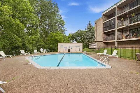 Exterior - 1871 Silver Bell Rd #107, Eagan, MN 55122 photo 8 of 8
