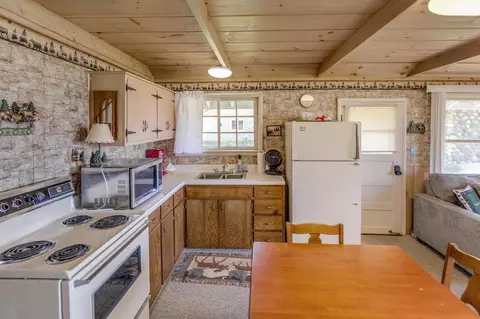 Kitchen - 4055 Forseman Point Dr NW, Hackensack, MN 56452 photo 3 of 4