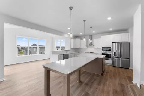 916 Big Woods Dr, Delano, MN 55328