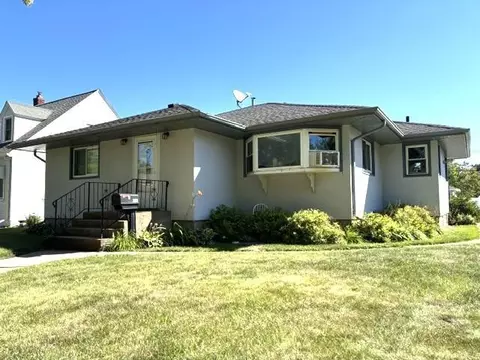 2418 8th Ave E, Hibbing, MN 55746