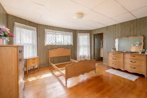 Bedroom - 213 Sadie St, Marble, MN 55764 photo 4 of 6