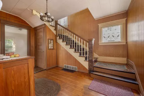 Entry Way - 213 Sadie St, Marble, MN 55764 photo 3 of 6