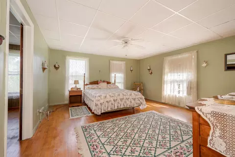Bedroom - 213 Sadie St, Marble, MN 55764 photo 3 of 6