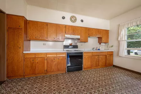 Kitchen - 213 Sadie St, Marble, MN 55764 photo 2 of 3