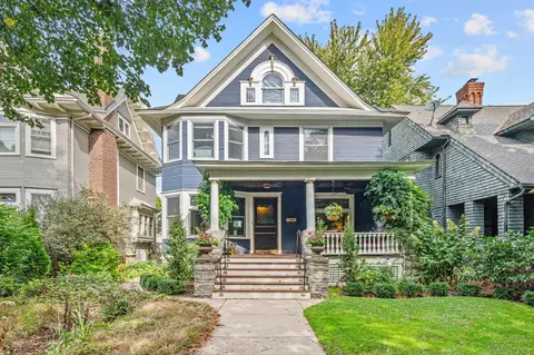 997 Lincoln Ave, Saint Paul, MN 55105