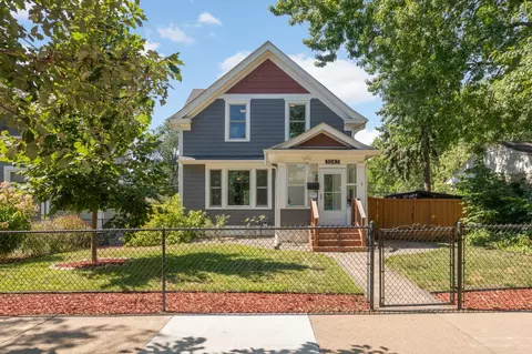 1047 27th Ave SE, Minneapolis, MN 55414