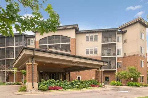 7100 Metro Blvd #234, Edina, MN 55439