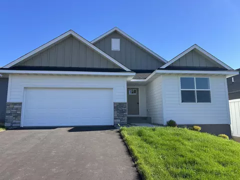 7194 Agate Trl, Inver Grove Heights, MN 55077