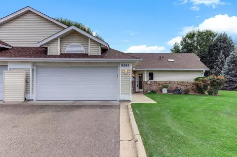 9205 Yorkshire Ln, Brooklyn Park, MN 55443