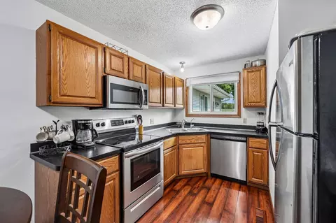 Kitchen - 8420 S Pond Trl, Champlin, MN 55316 photo 2 of 2