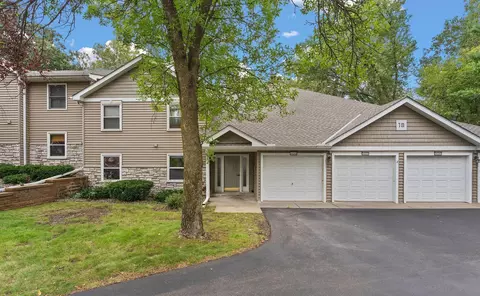 14349 Fairway Dr, Eden Prairie, MN 55344